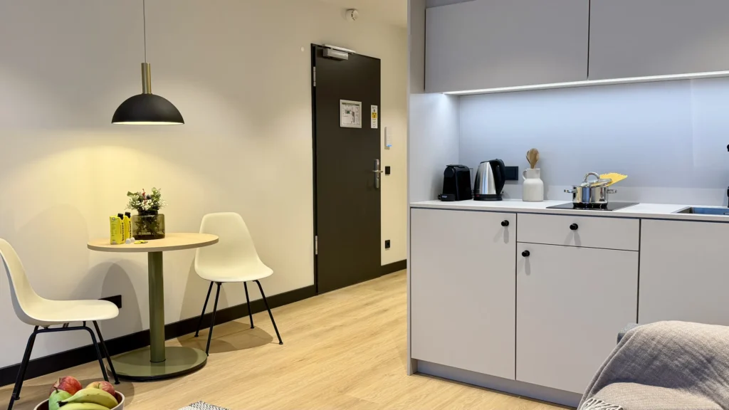 Spacious apartment L in the ipartment Cologne-Oper